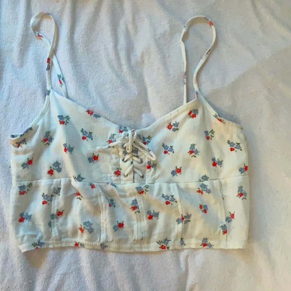 LA hearts White Floral Crop top